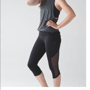 Lululemon Sun Runner Crop
